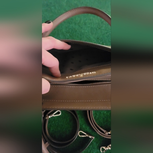 Kate Spade Satchel Purse - Picture 14 of 15